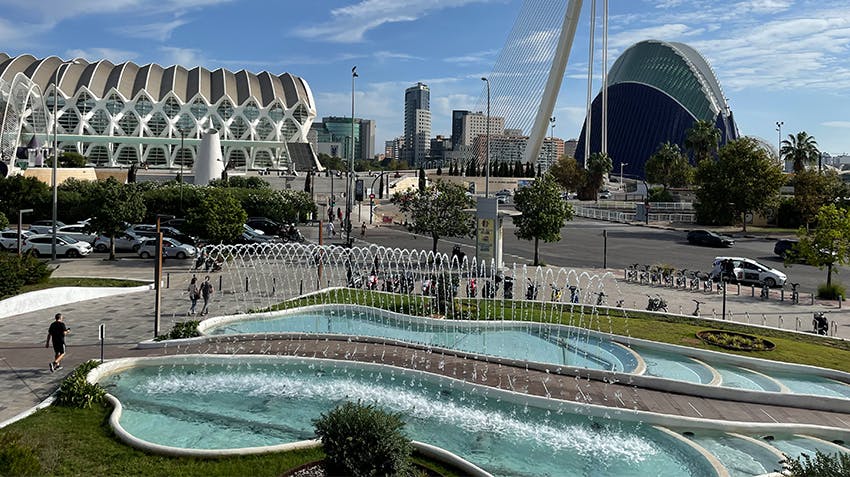 Stepping outside my comfort zone on a Marketing and Communications internship in Spain, with Intern Abroad HQ