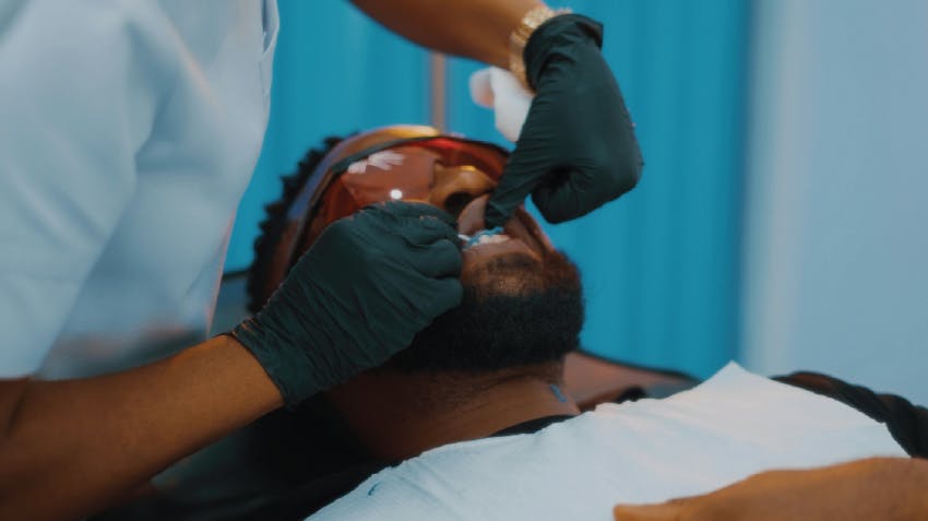 Image of a dental patient in a dentistry clinic