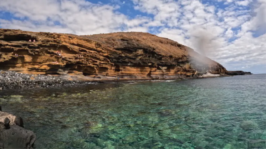 A coastal photo of the Tenerife shoreline
