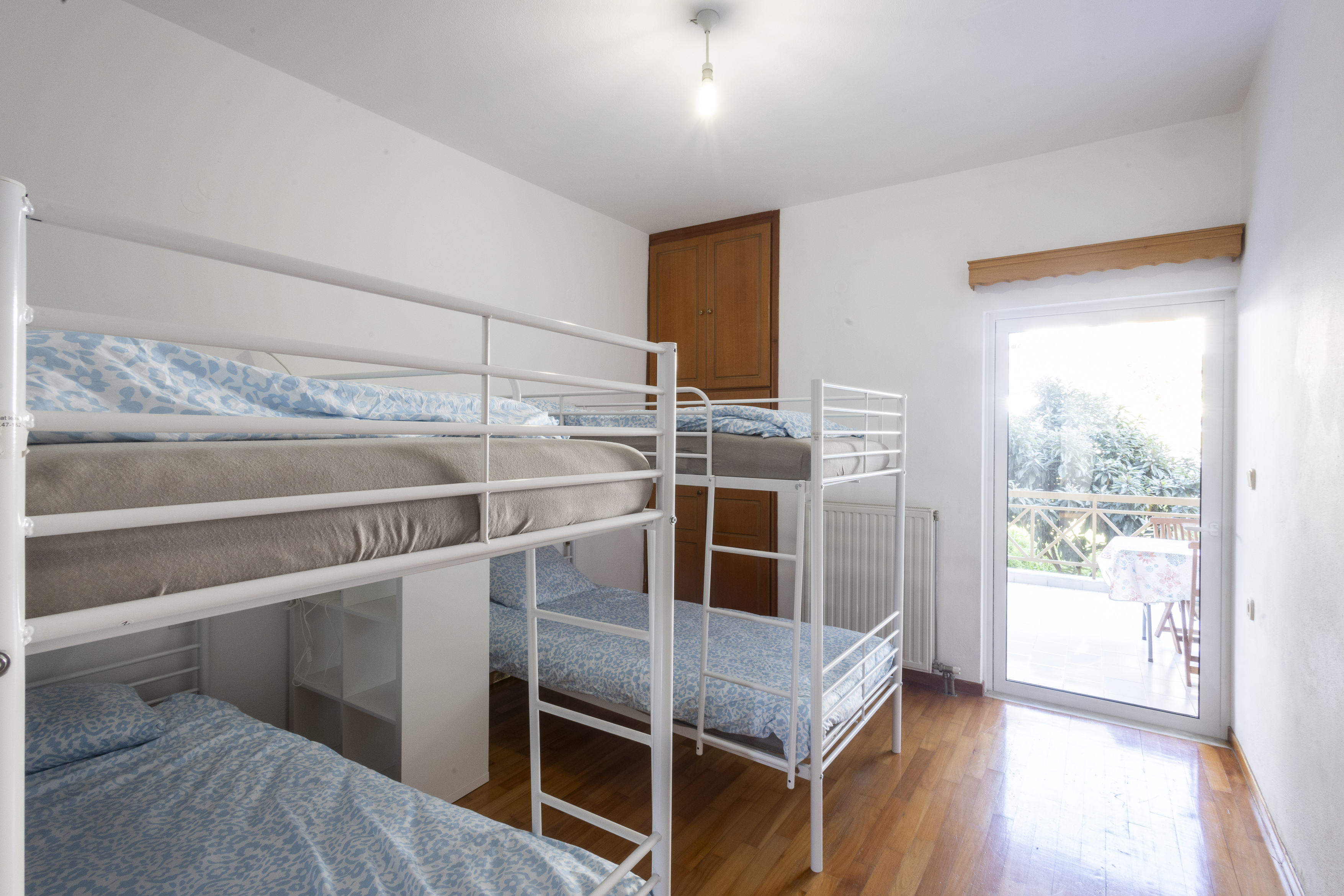 Intern apartment accommodation for Aquatic Conservation internships, Intern Abroad HQ