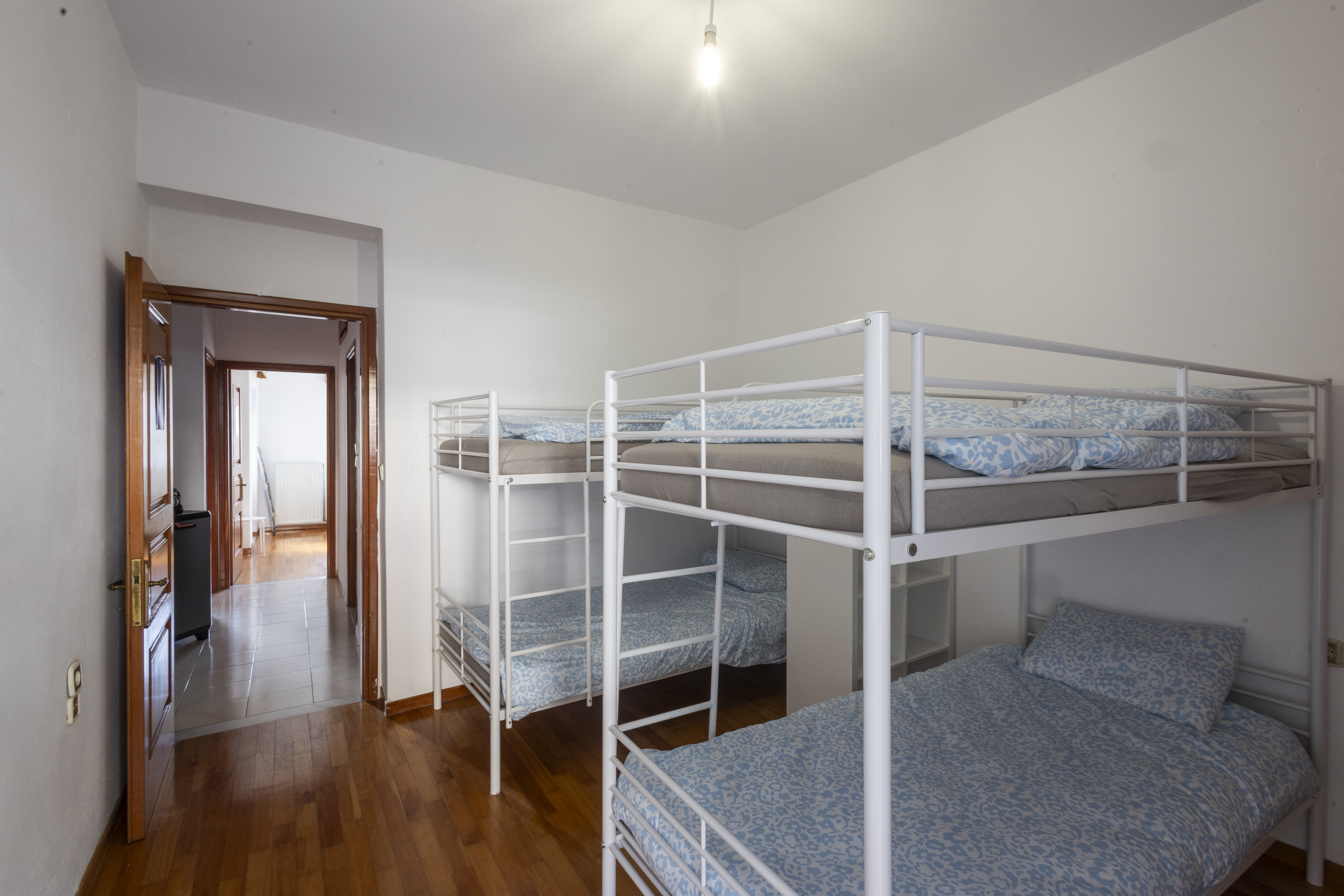 Intern apartment accommodation for Aquatic Conservation internships, Intern Abroad HQ