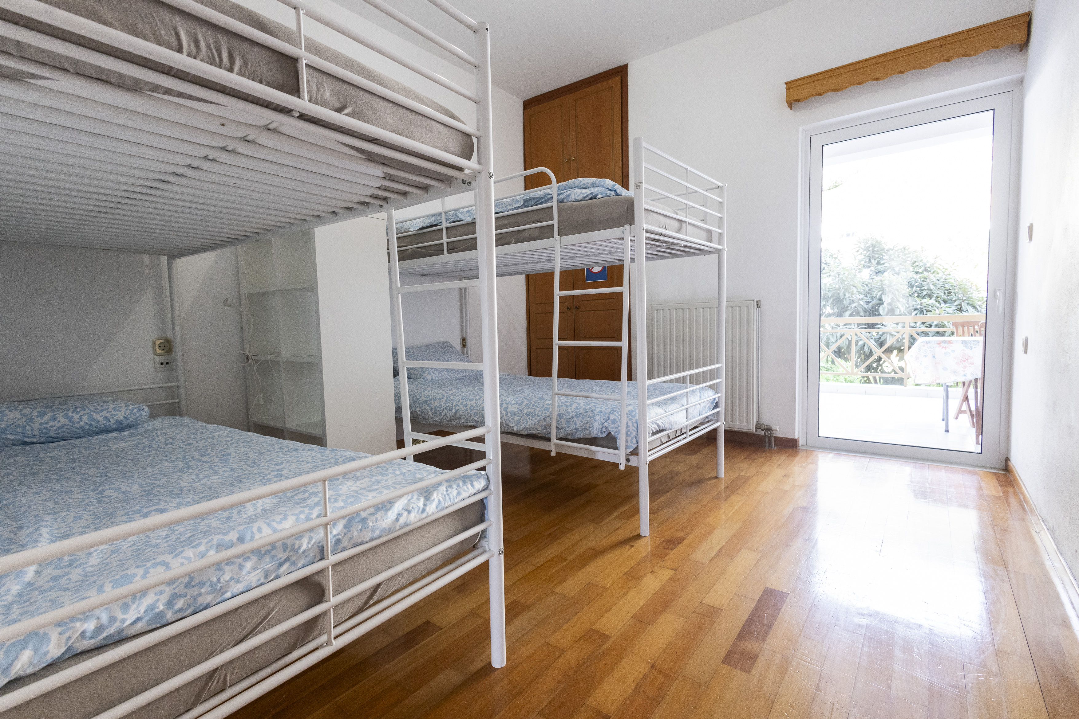 Intern apartment accommodation for Aquatic Conservation internships, Intern Abroad HQ