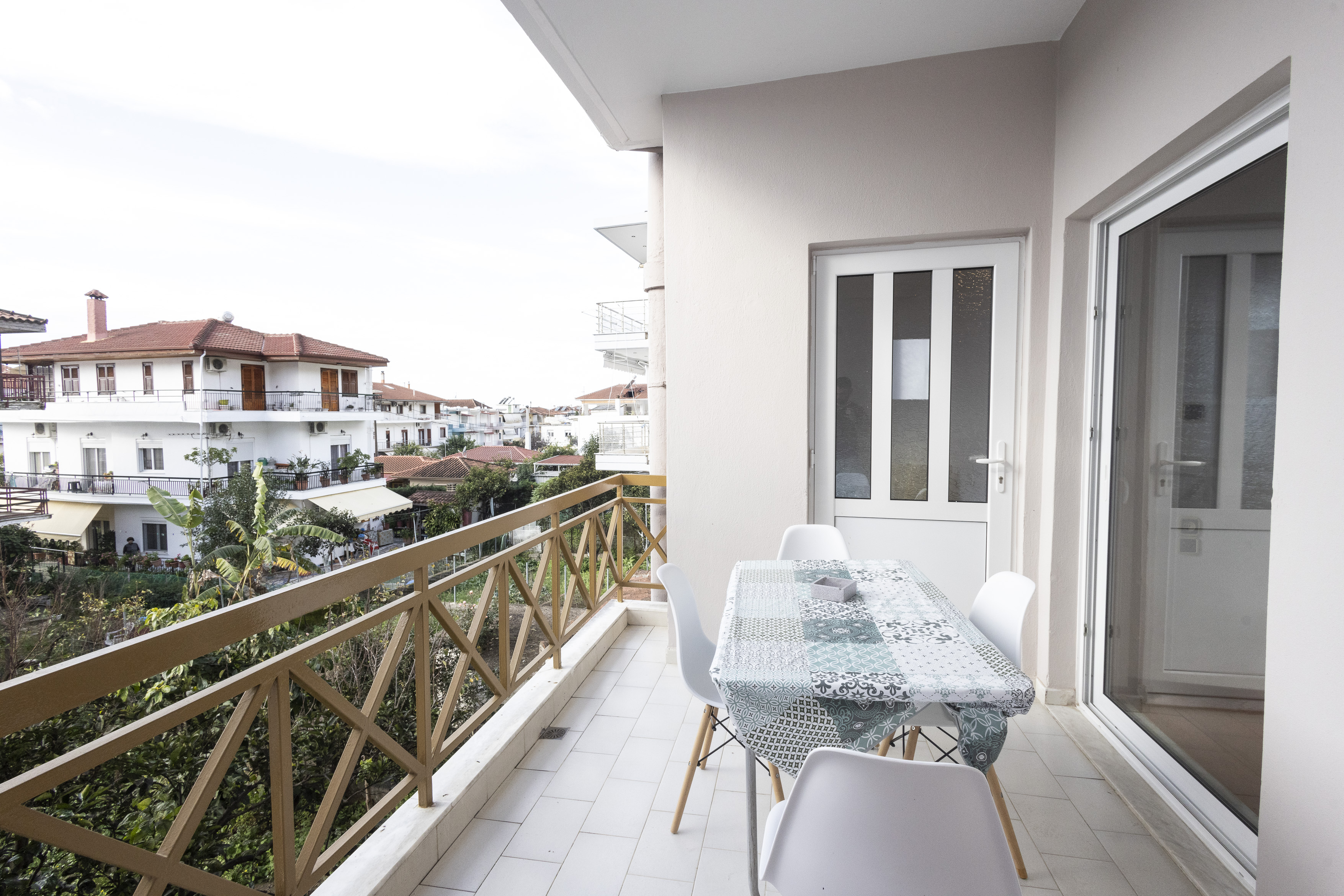 Intern apartment accommodation for Aquatic Conservation internships, Intern Abroad HQ