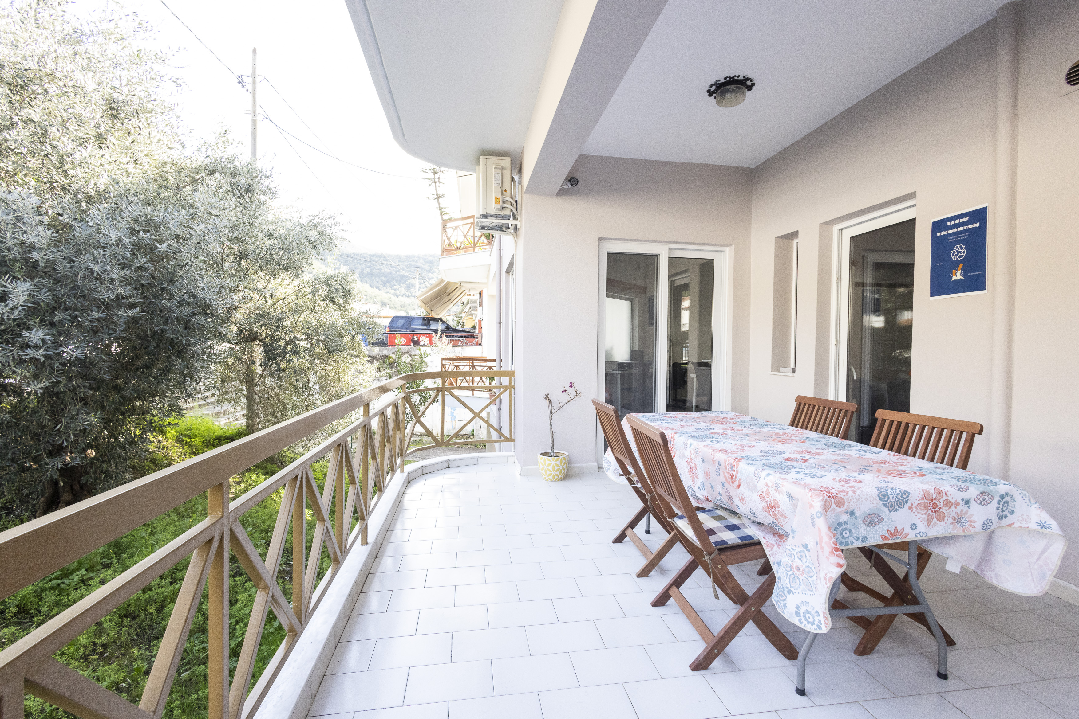 Intern apartment accommodation for Aquatic Conservation internships, Intern Abroad HQ