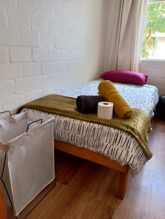 Bedroom accommodation example for interns in Cape Town, South Africa, Intern Abroad HQ