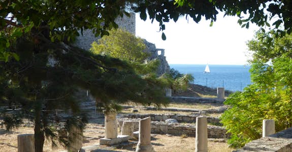 Beautiful view overlooking ruins and the ocean in Pythagorio