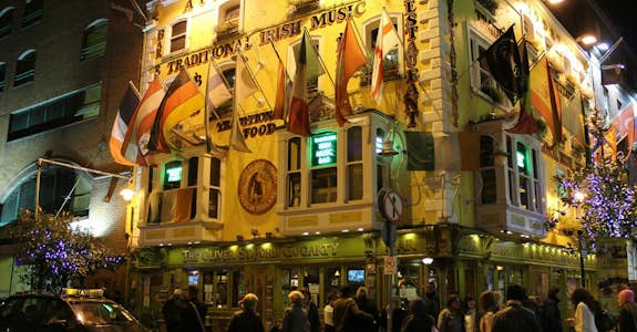 Dublin Pub and Hotel at night