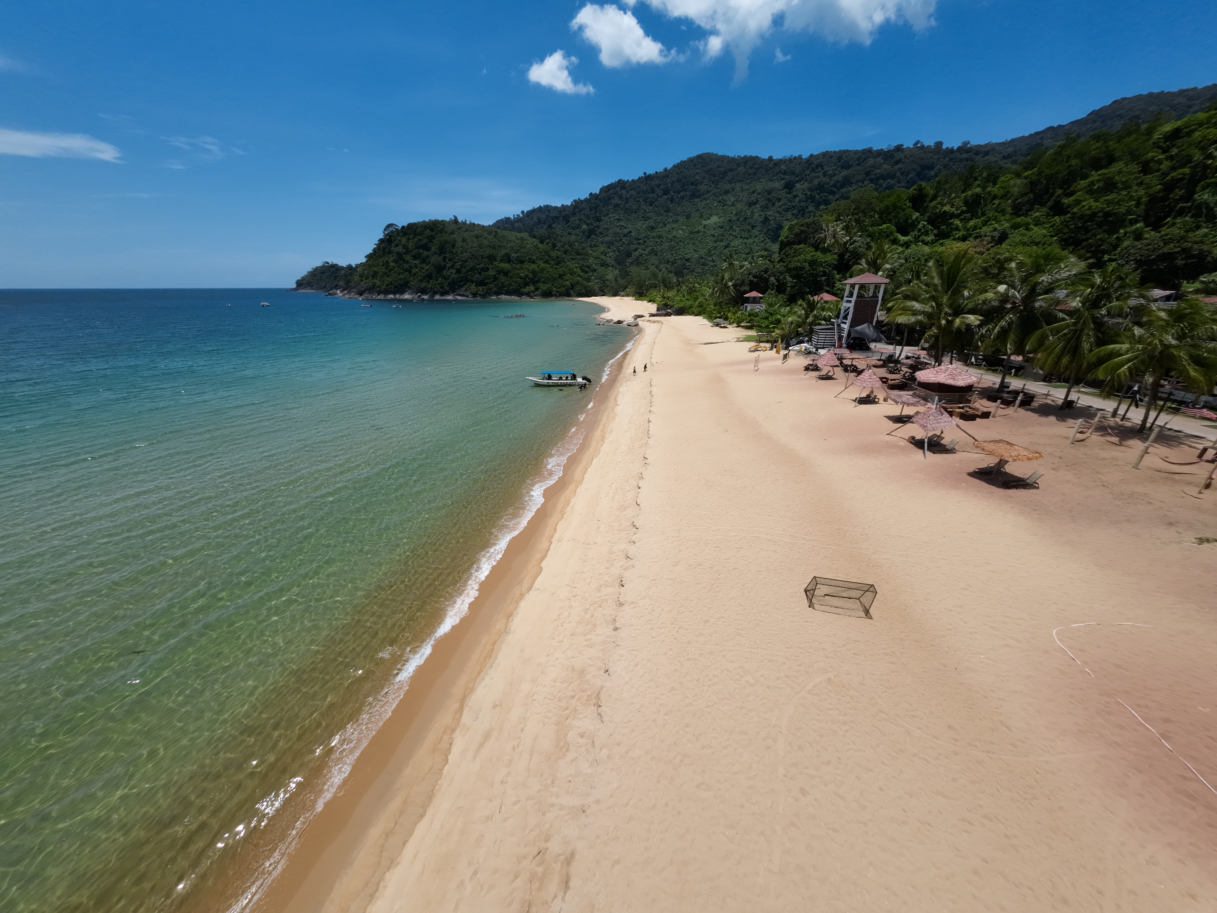 Malaysia Sea Turtle Conservation program, available via Intern Abroad HQ, beach location