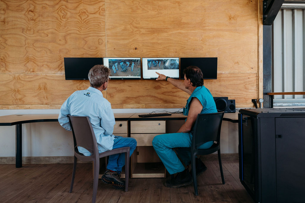 Camera monitoring system for wildlife forensics internship training course