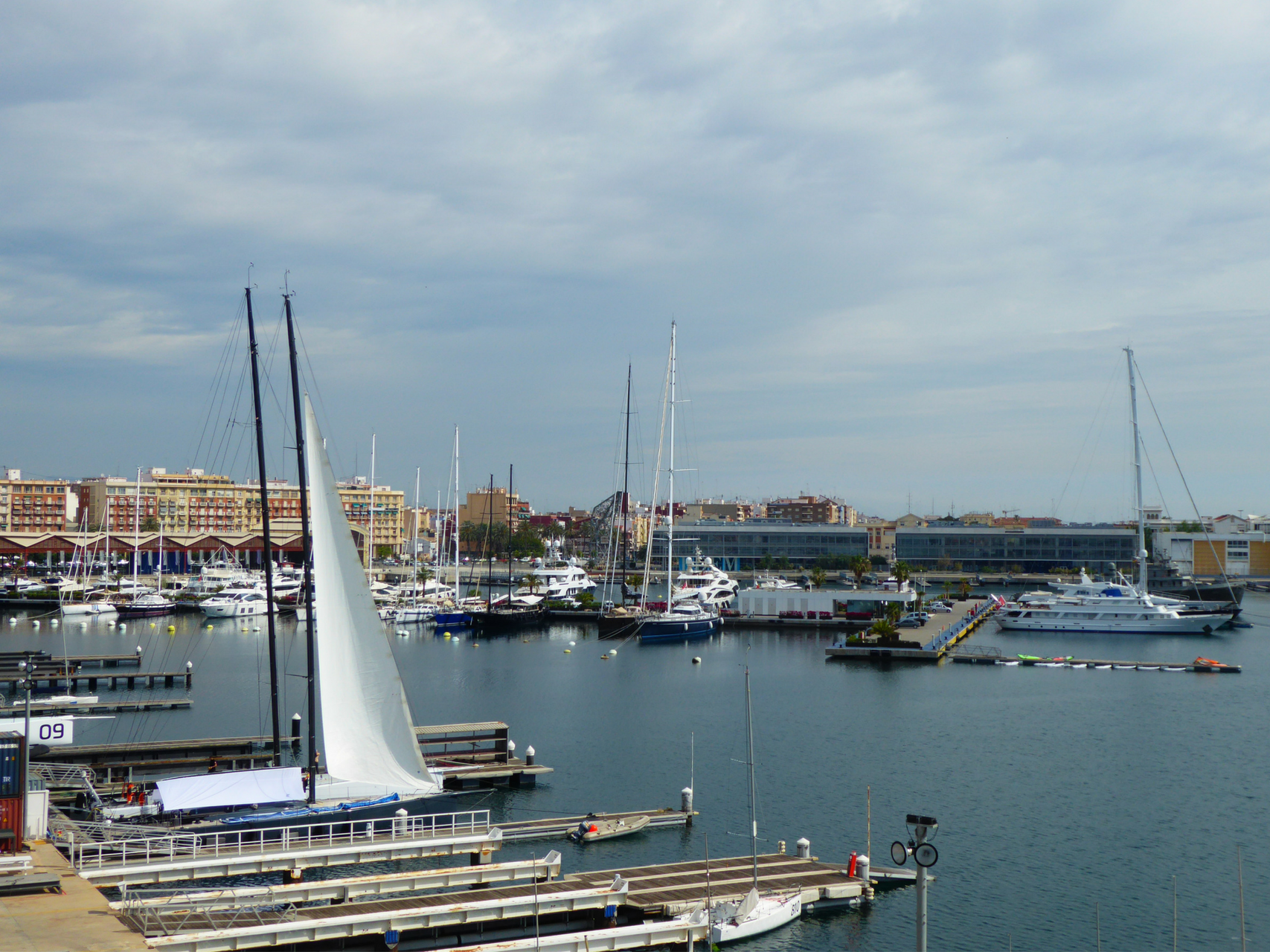 Harbour and marina of Valencia, Spain, Intern Abroad HQ