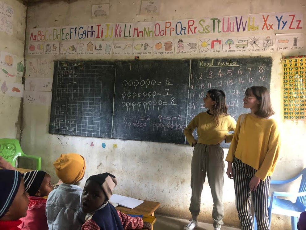 Gain classroom teaching experience in Africa with Intern Abroad HQ