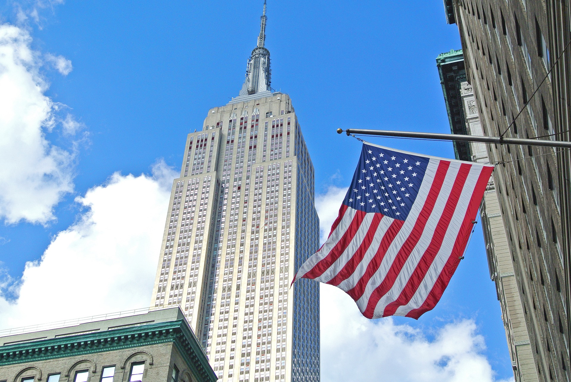 USA flag in New York City | Intern Abroad HQ
