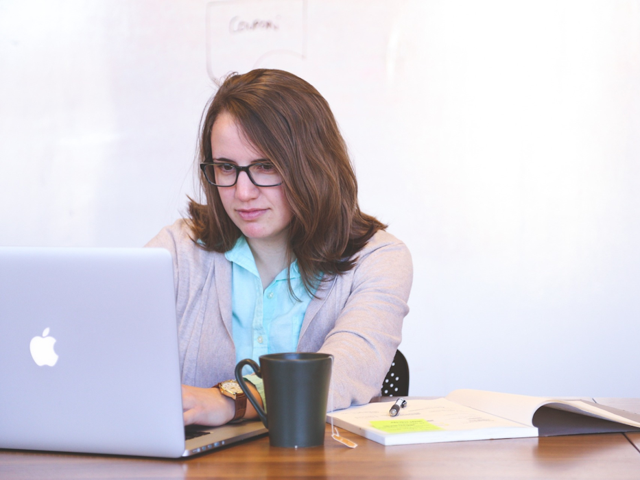 Remote Finance Internships hosted out of the USA Intern Online