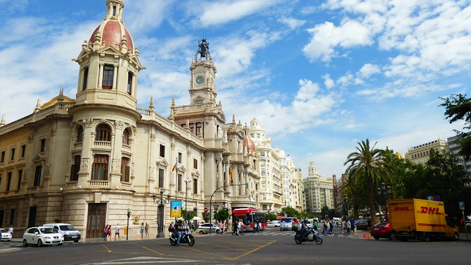 Free-Time Experiences & Tours In Spain | Intern Abroad HQ