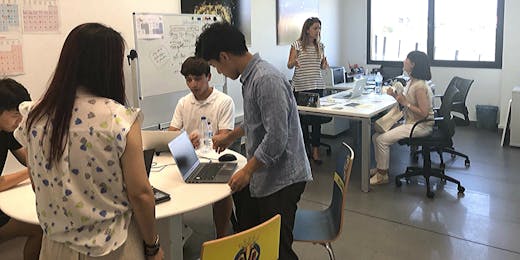 Finance remote internships out of Spain