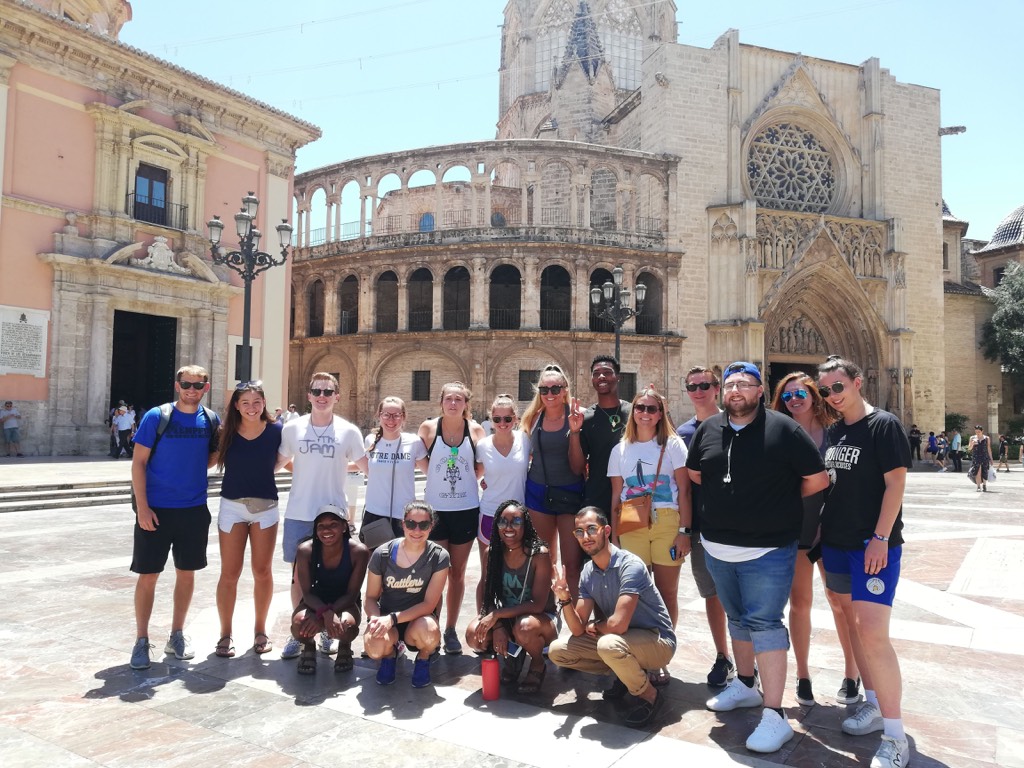 Why intern with Intern Abroad HQ this Black Friday: explore international internship opportunities starting from USD $1,000 and take the next step toward your global career.